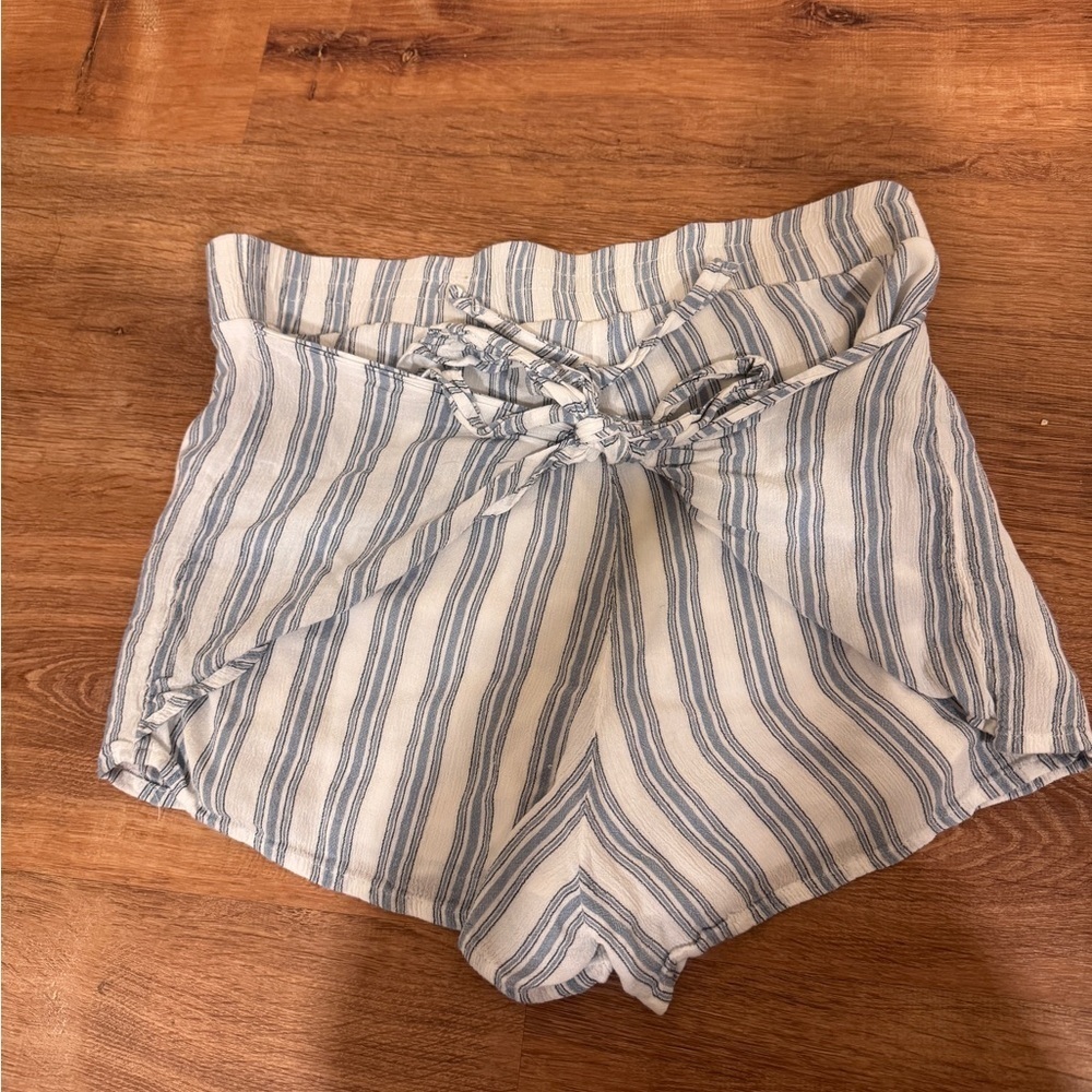 LA hearts blue and white striped shorts​​​​